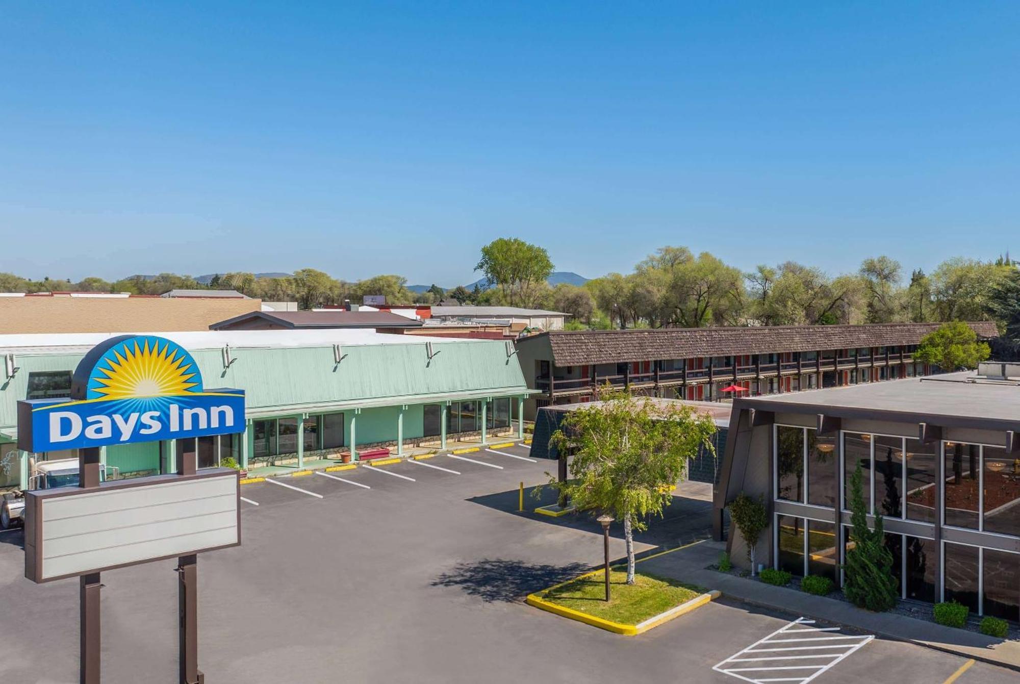 Days Inn By Wyndham Klamath Falls Extérieur photo