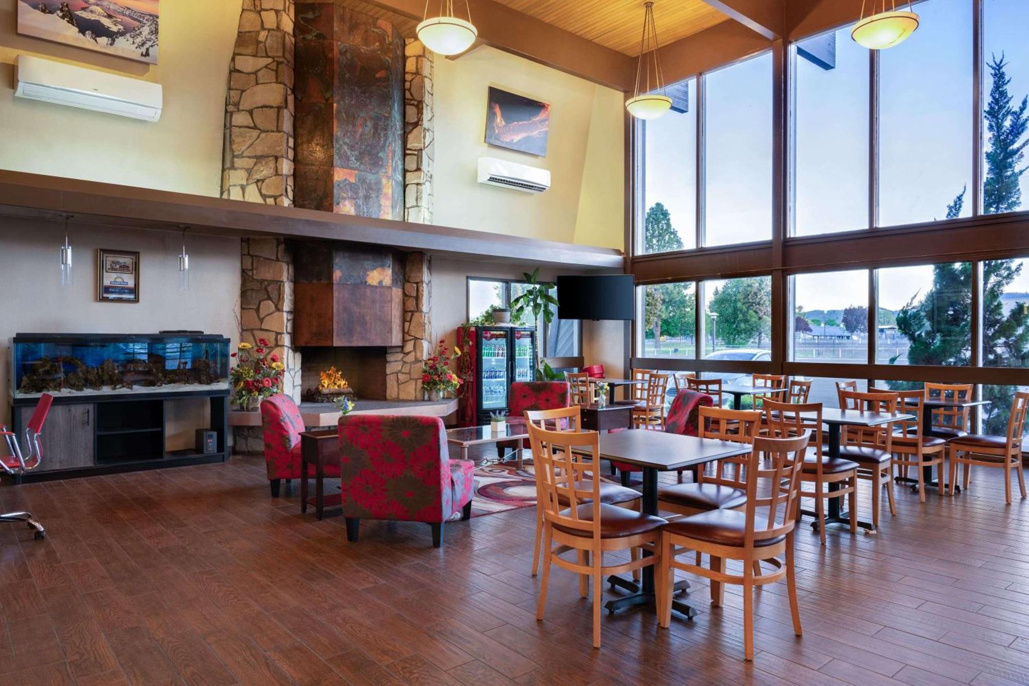 Days Inn By Wyndham Klamath Falls Extérieur photo